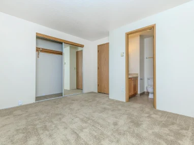 Brightwaters at Redhawk Apartments - 16100 SW 108th Ave, Tigard, OR 97224 - SMI Property Management